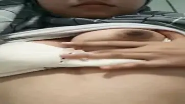Dokumentasi Ukhti Ilyani Cantik Live Kasur
